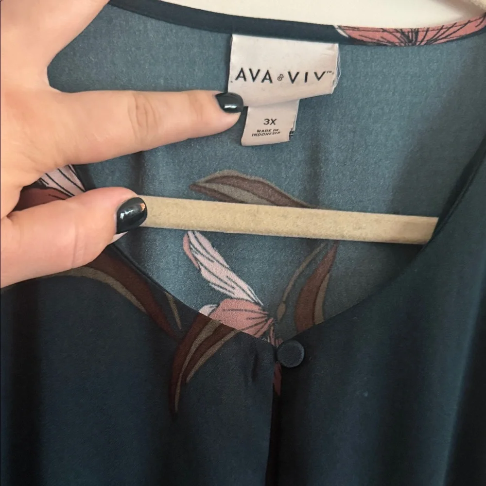 Ava & Viv Dark Green Floral Long Sleeve Dress - Picture 3 of 3